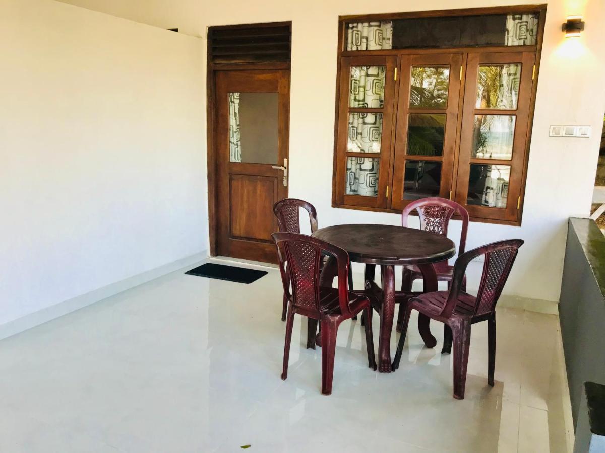Beach Bungalow Yala Kirinda  Extérieur photo