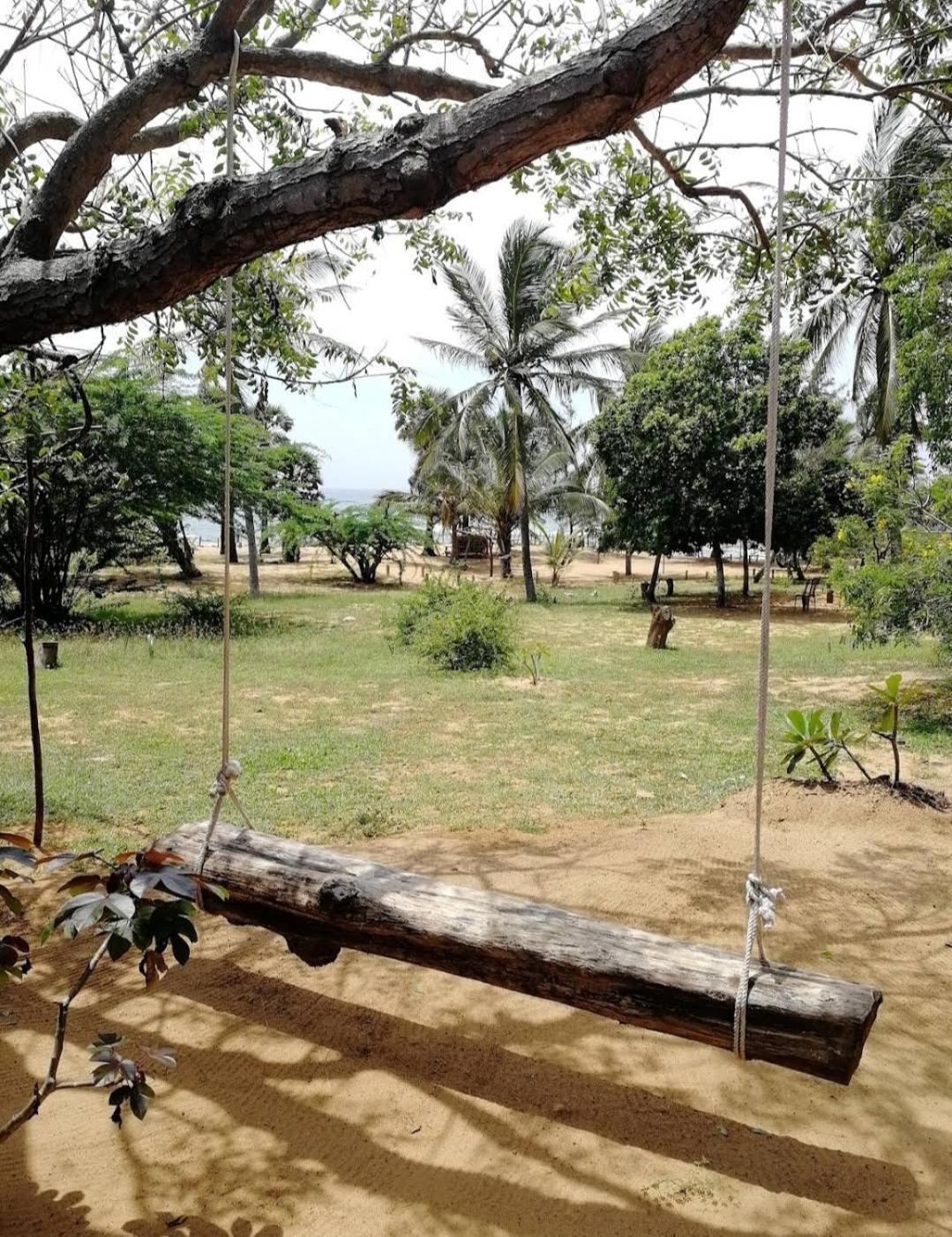 Beach Bungalow Yala Kirinda  Extérieur photo